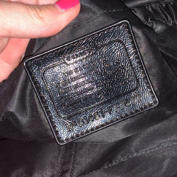 Signature Coach Diaper Bag - Picture 2 of 4